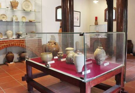 Khu trưng bày bảo vật tại bảo tàng Đồng Đình